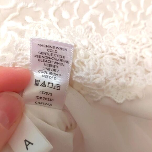 LOFT Sleeveless Shell Top Lined Cotton Lace Size MP - Picture 6 of 7